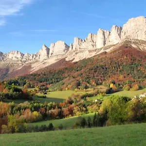 https://loft-valence-centre.hotels-rhonealpes.com